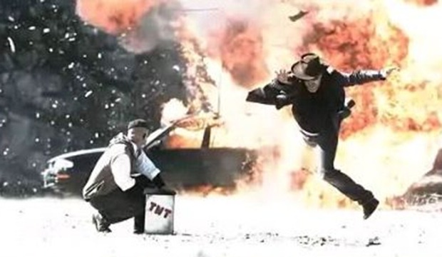 mythbusters_video_gallery_hollywood_explosion