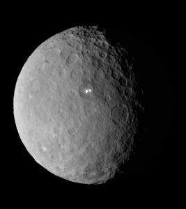 Images of Ceres taken by the orbiting Dawn mission / Courtesy of NASA