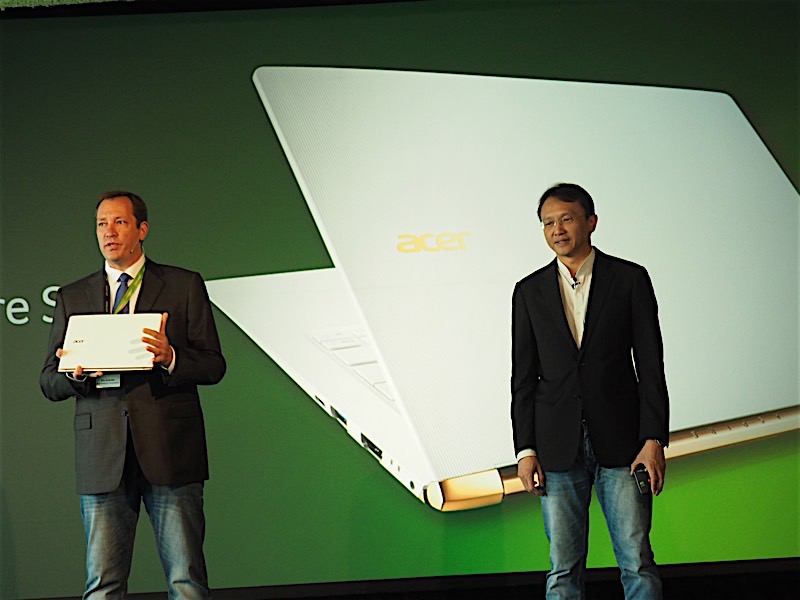 Acer S 13
