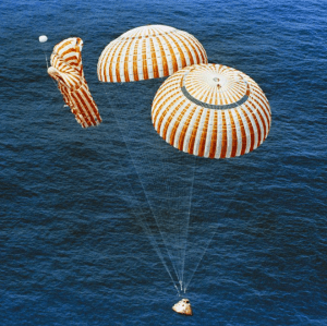 Failed parachute during Apollo 15 / Image courtesy of NASA