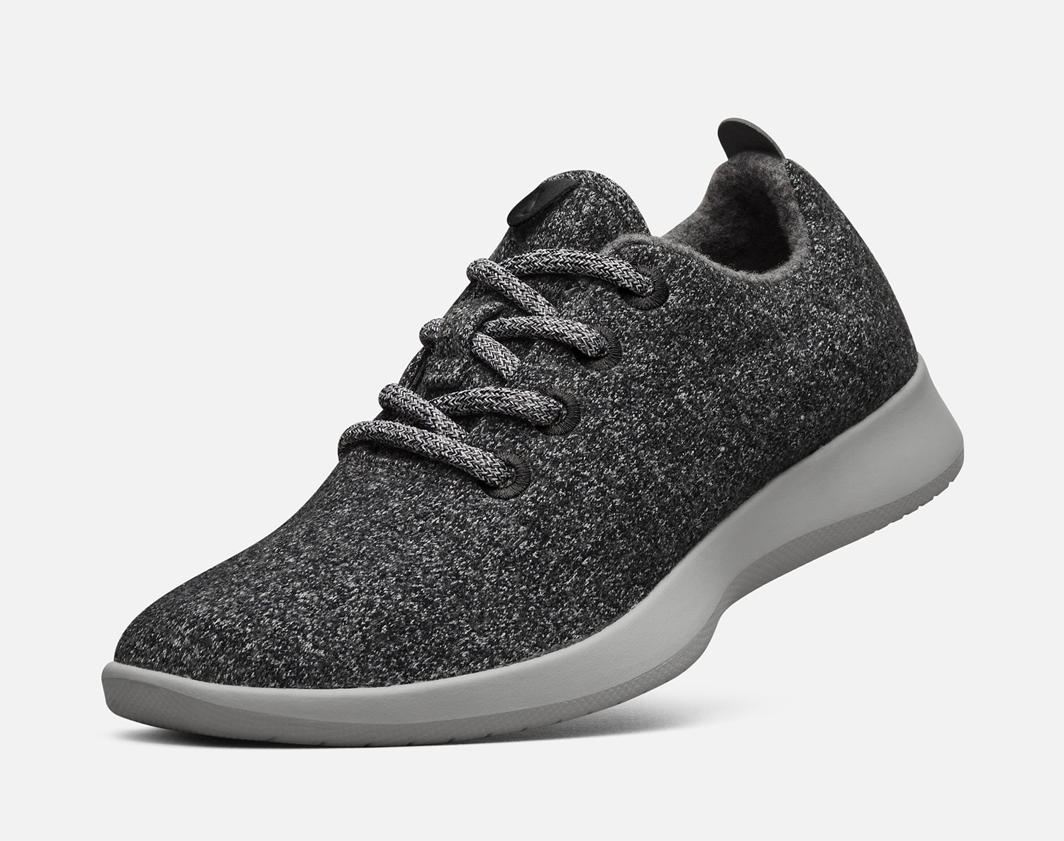 Allbirds plans to expand to new materials with $17.5 million in fresh ...